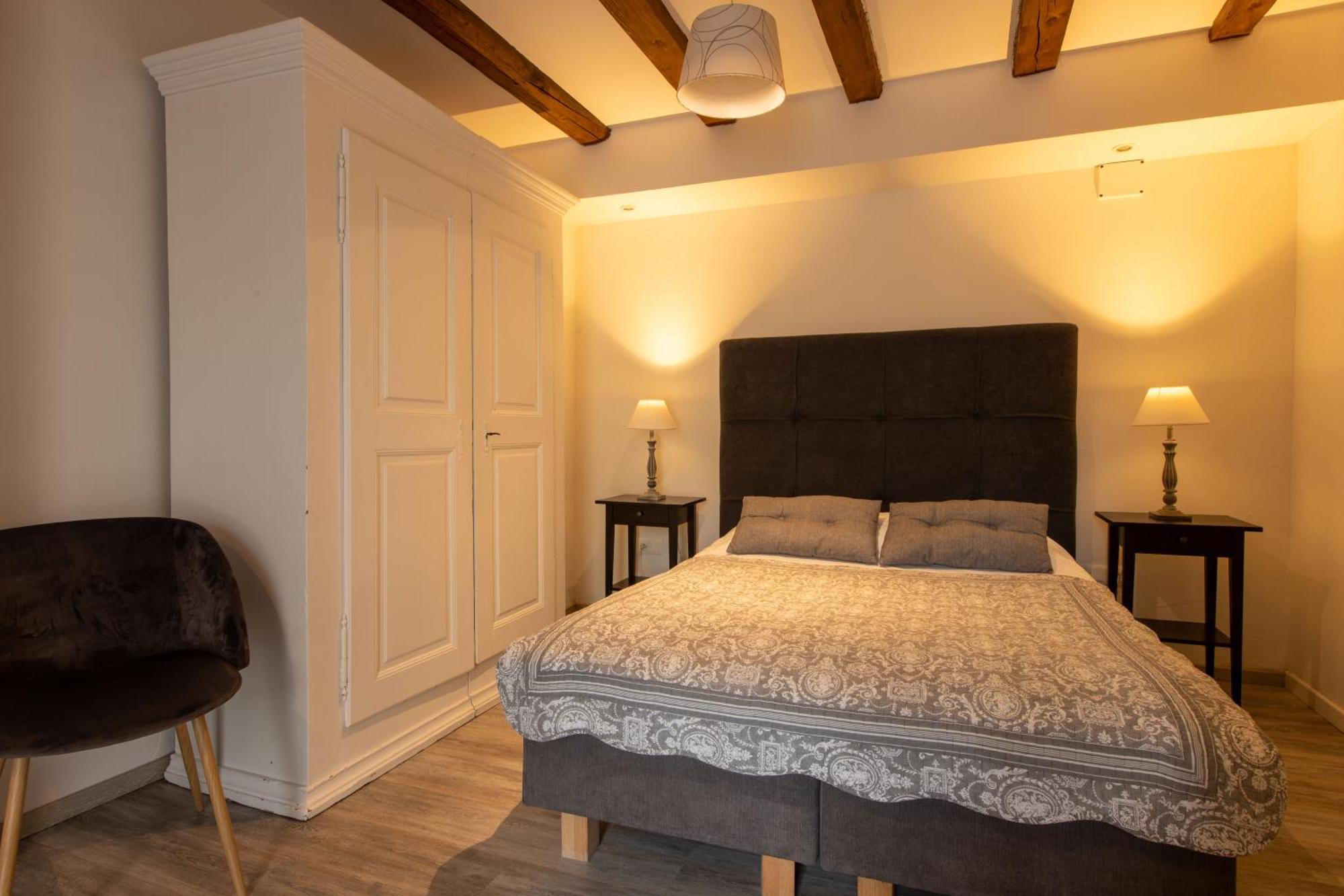 Chambres D'Hotes Le Domaine Des Remparts Селеста Номер фото