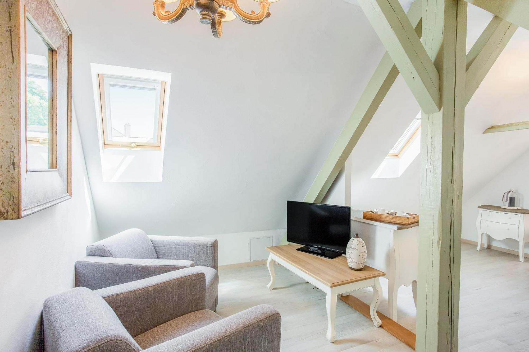 Chambres D'Hotes Le Domaine Des Remparts Селеста Номер фото