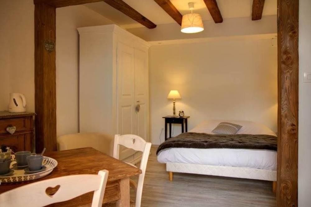 Chambres D'Hotes Le Domaine Des Remparts Селеста Экстерьер фото