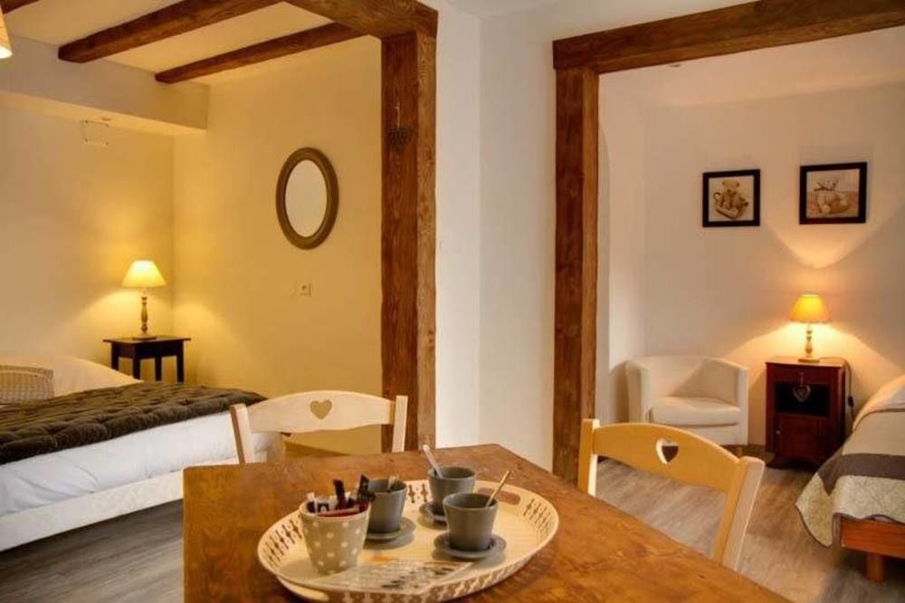 Chambres D'Hotes Le Domaine Des Remparts Селеста Экстерьер фото